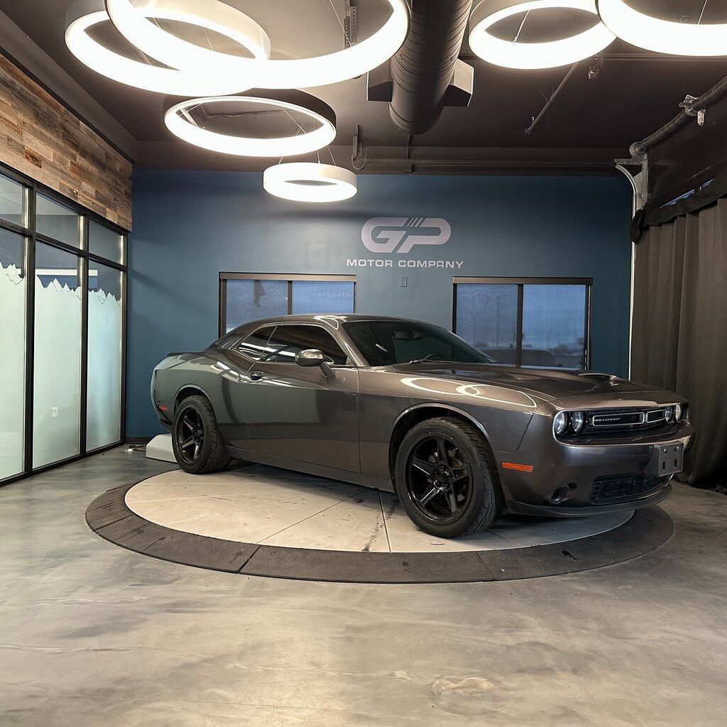 2018 DODGE CHALLENGER SXT