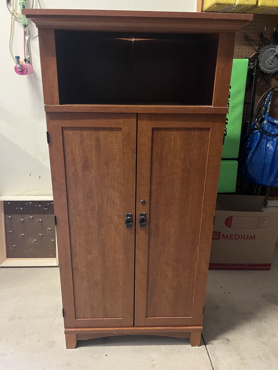 Computer Armoire