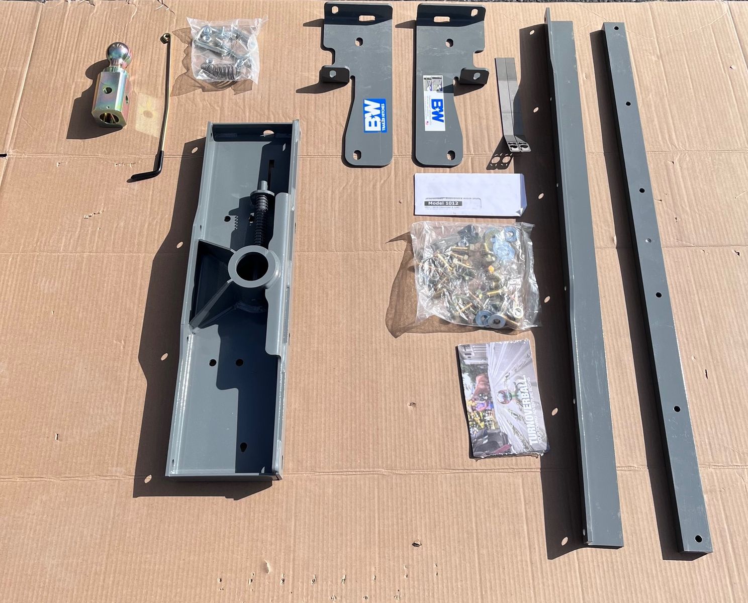 Gooseneck Hitch Trailer Hitch System for Chevy Silverado 2500 GMC Sierra 2500 HD