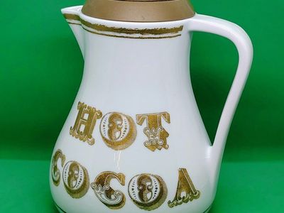 Williams-Sonoma automatic hot chocolate pot