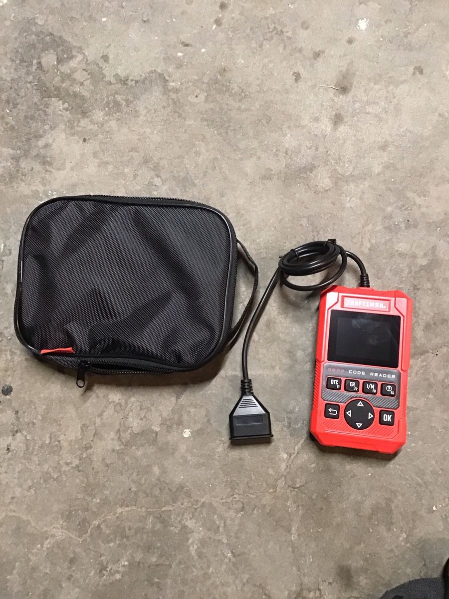 Craftsman OBD2 Vehicle Diagnostic Code Reader with Carrying Case