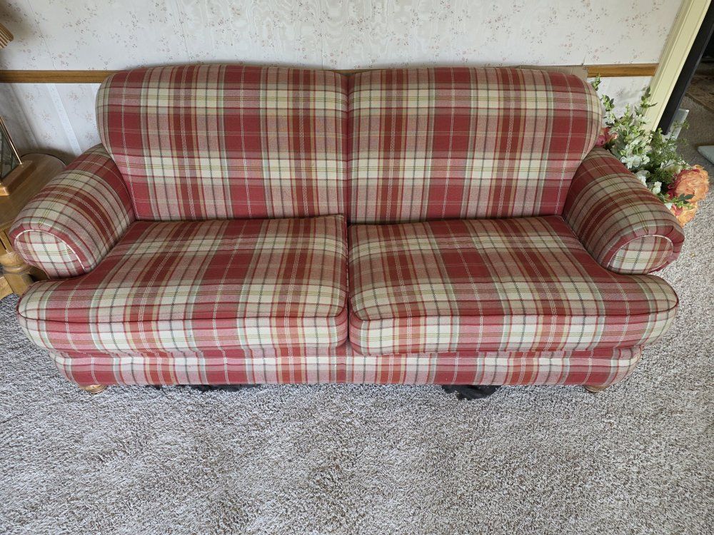 Broyhill Plaid Upholstered Sofa Couch and Loveseat