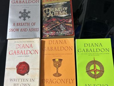 Diane Gabaldon Outlander Set Of 5 Books