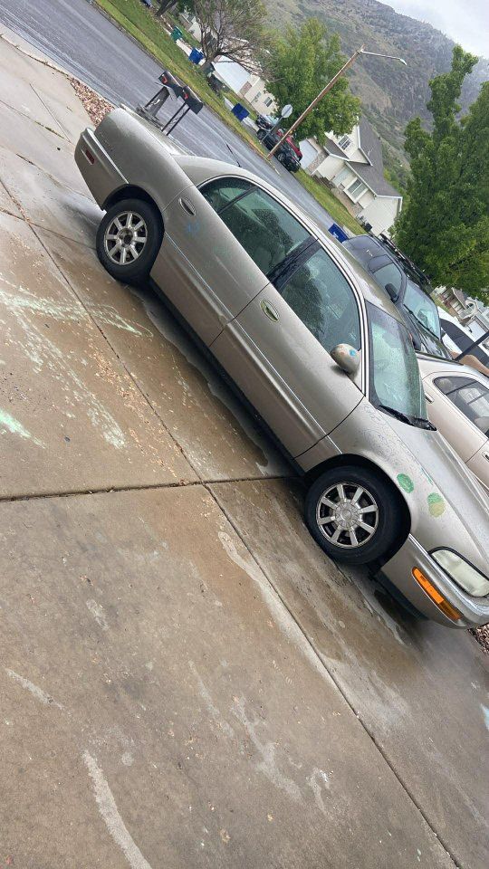 2002 BUICK PARK AVENUE Base