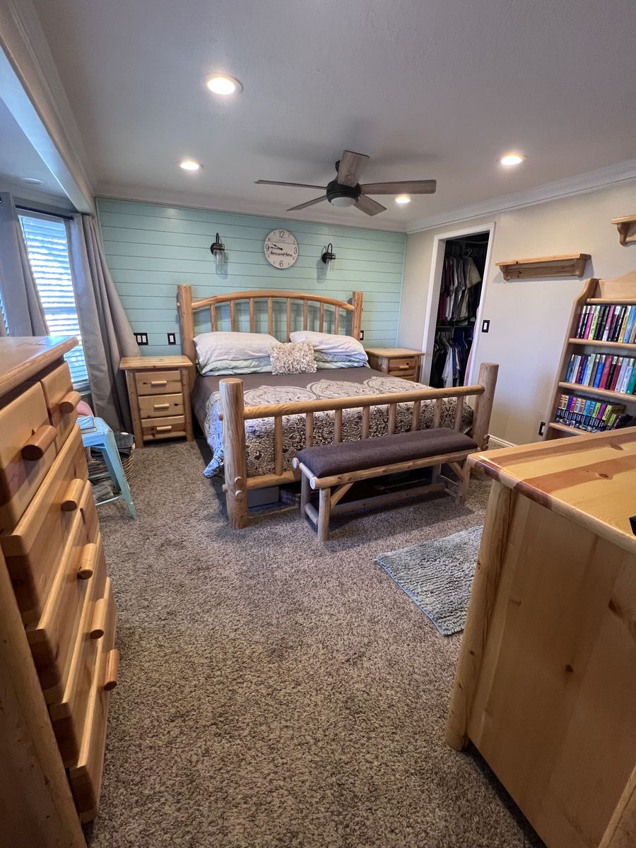 King Log Bedroom Set