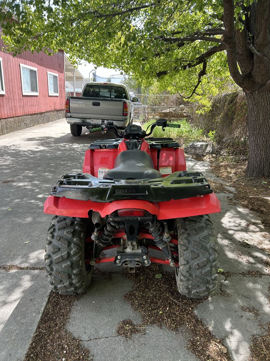 2008 Polaris Hawkeye 300 4 x 4