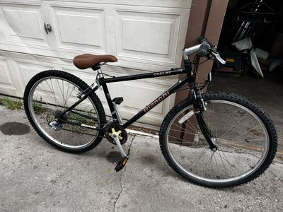 Vintage Bianchi Ocelot – Reliable Commuter