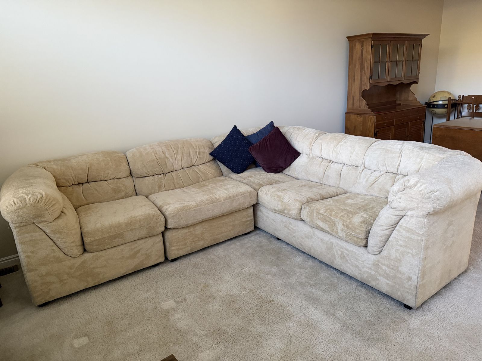 3 piece sectional sofa  cream color