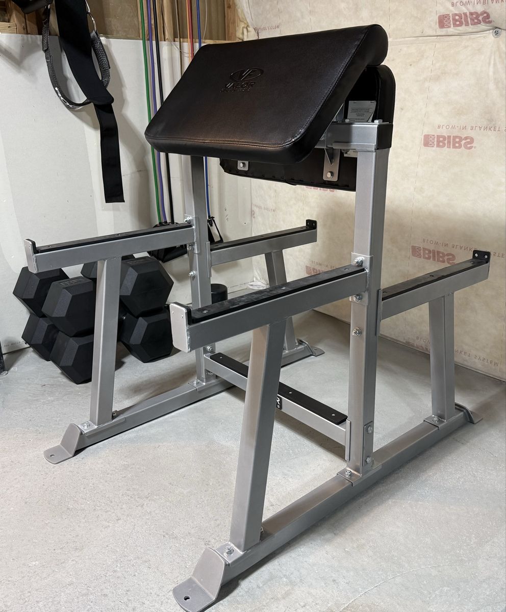 Valor Fitness standing preacher curl