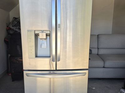 LG French Door Refrigerator - Stainless Steel, Bottom Freezer, Ice & Water Dispenser