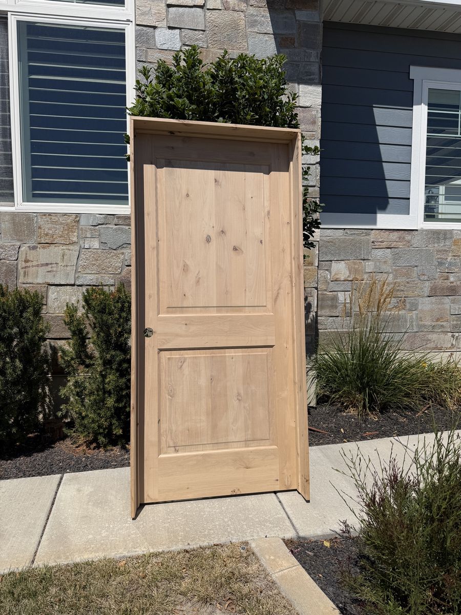 Solid Wood Prehung Interior Door with Frame and Trim. Knotty alder 