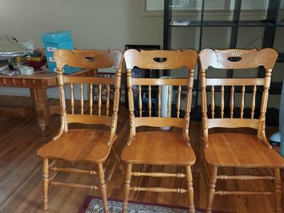 6 chair, solid wood table with additional leaf