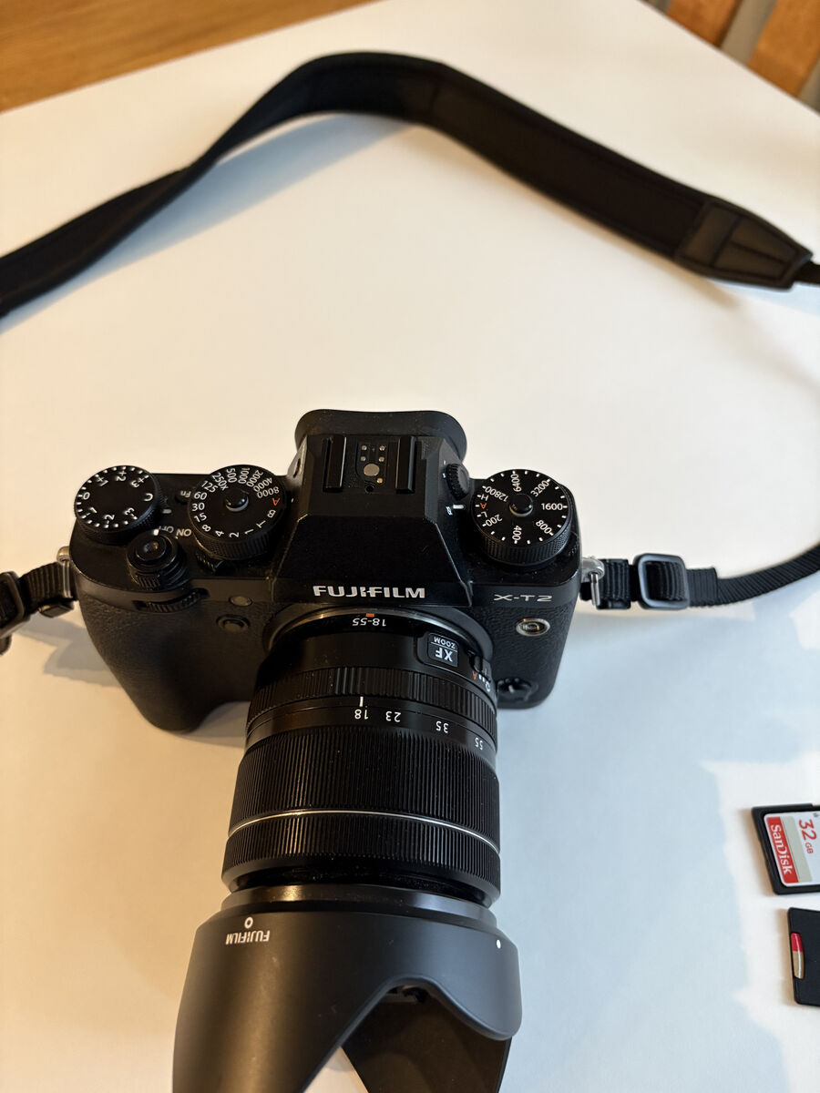 Fujifilm X-T2 -- 24.3MP APS-C mirrorless camera, 18-55mm lens and camera bag