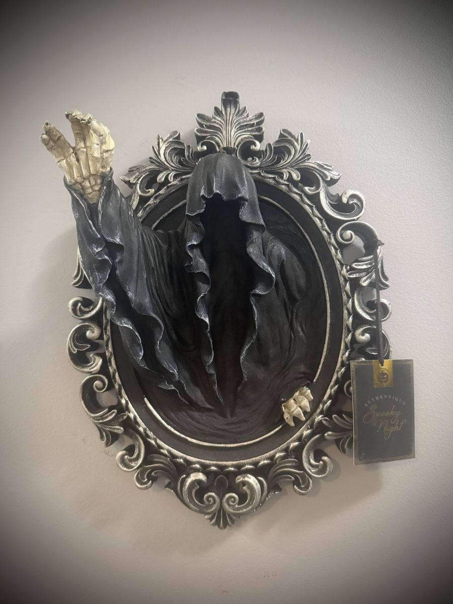 Halloween Spooky Night 3D Grim Reaper Coming Out of Picture Frame 