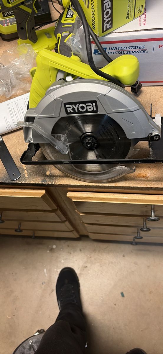 Ryobi 13 Amp Corded 7-1/4 Circular Saw