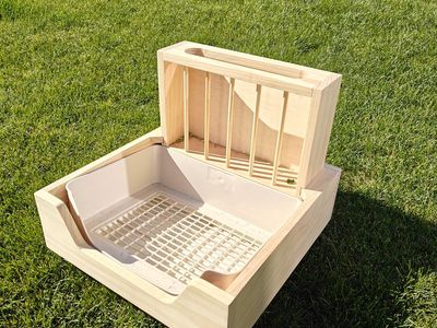 Wooden Rabbit Litter Box with Built-in Hay Feeder & Removable Tray