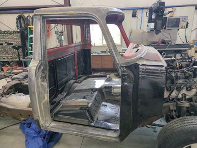 73 international 1210 parts