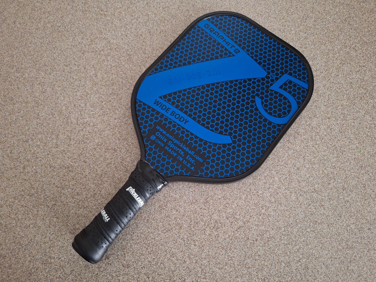 New Onix Z5 Graphite Pickleball Paddle
