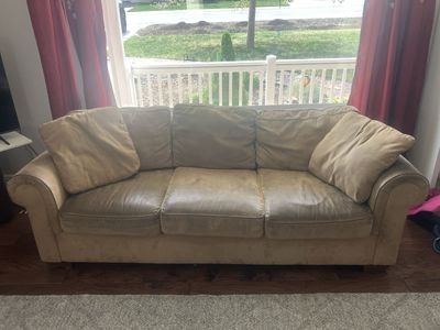 Free Couch