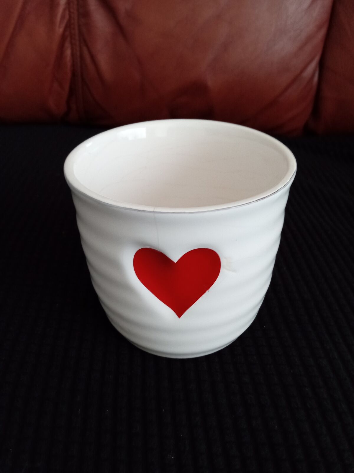 Small white ceramic heart pot Valentine pot