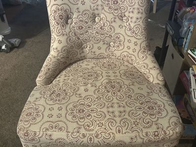 Chair | Flowered Chair