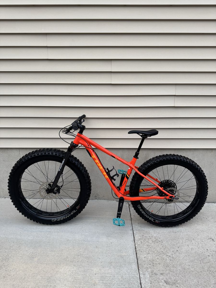Trek Farley 7 - Wren Carbon fiber fork - Excellent condition
