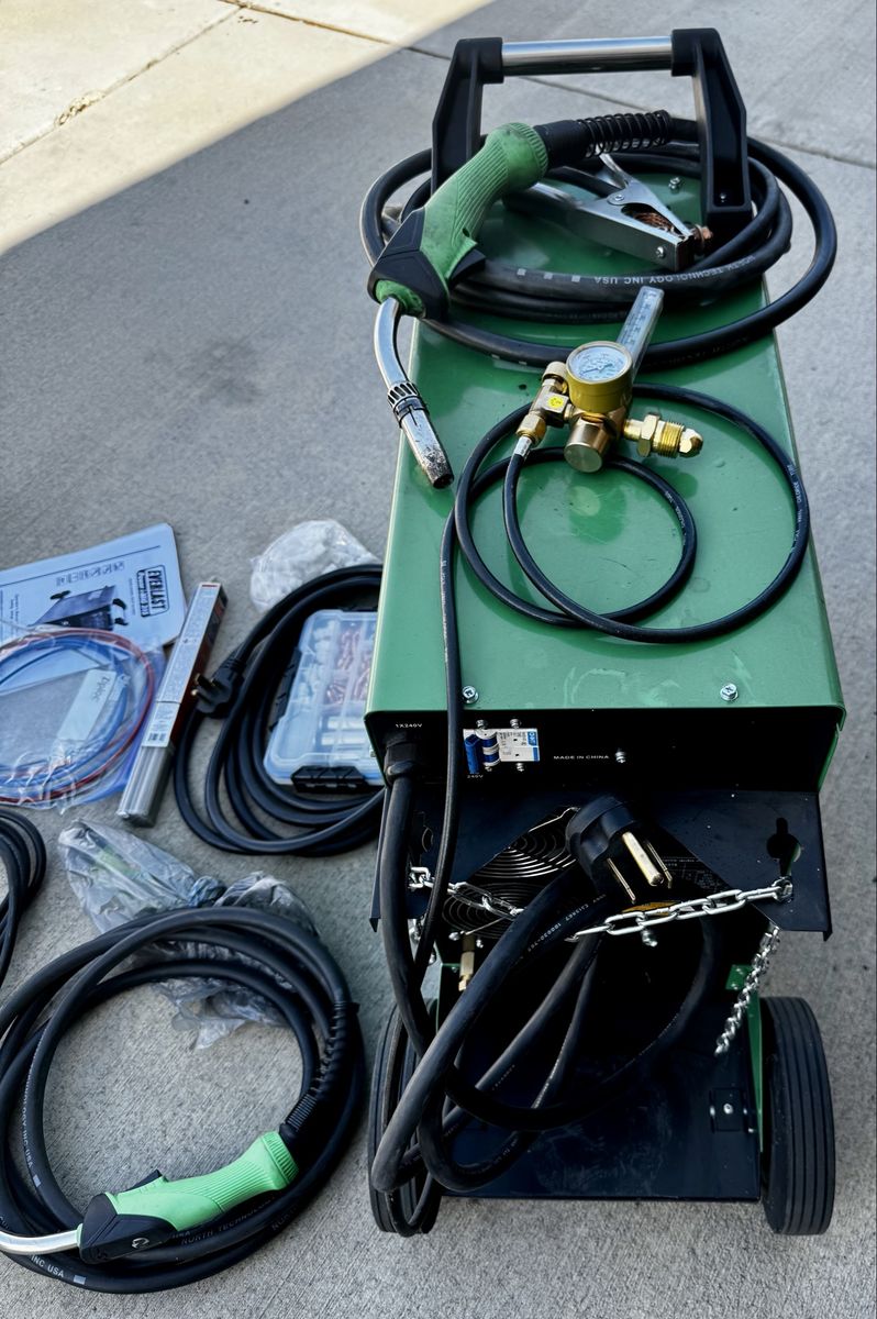 Main image 11