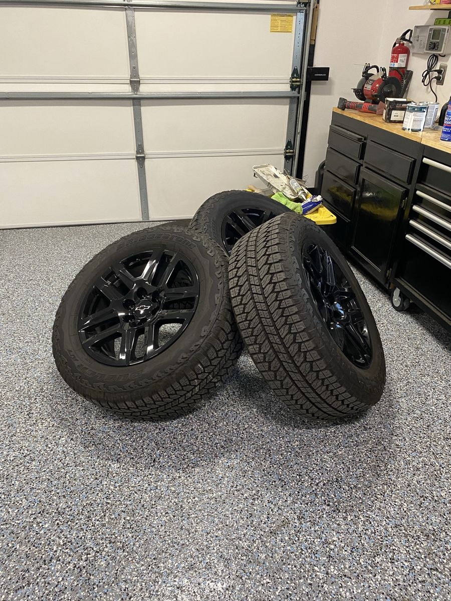 OEM Chevrolet Silverado 275/60R20 Black Wheels & Bridgestone Tires (Set of 4)