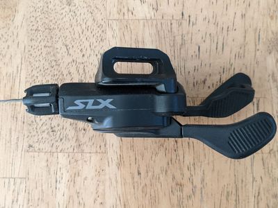 Shimano M7100 SLX 12-speed shifter, I-Spec EV