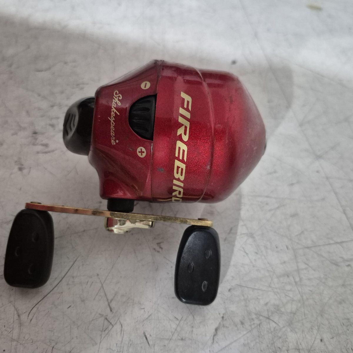 fishing reel