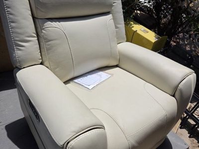 Luxurious Power Recliner Chair - Off-White Leather with USB port, adjustable headrest and hideaway cup holders