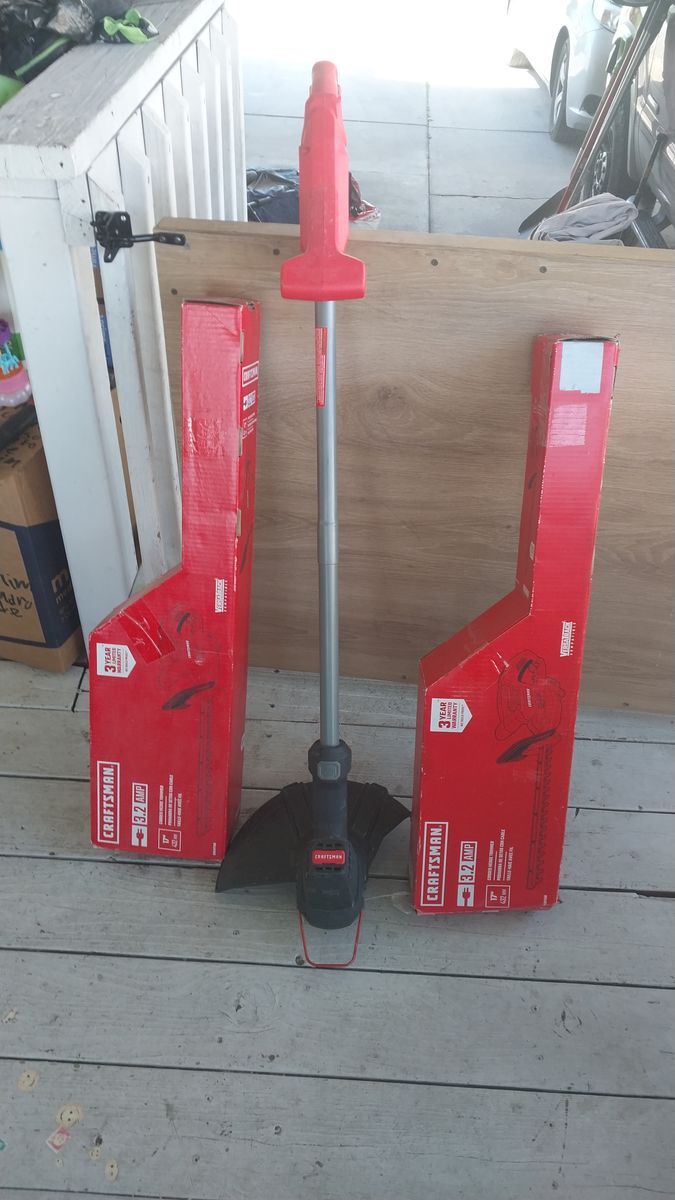 2 NEW CRAFSMAN Electric Hedge Trimmer and 1 weed eater