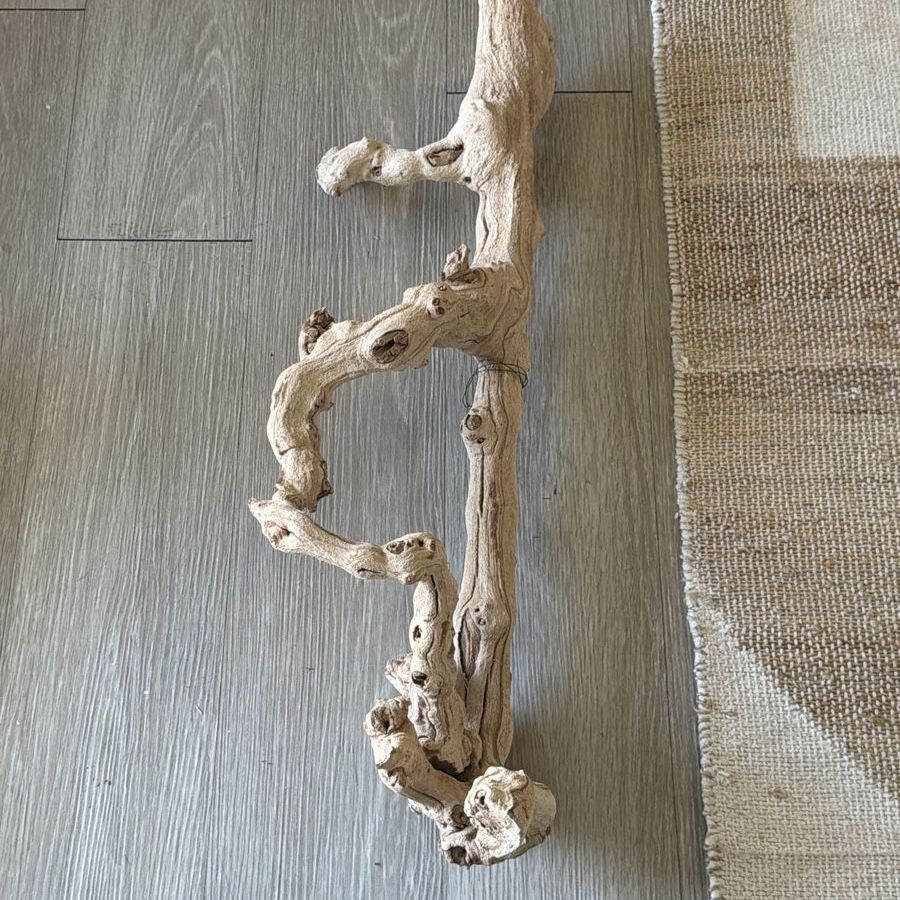 Main image 3