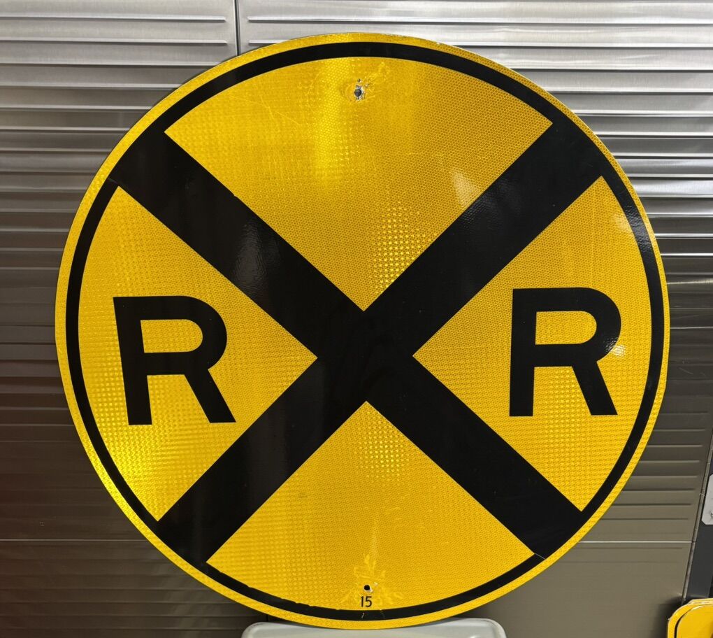 Railroad Crossing Sign 36” Round