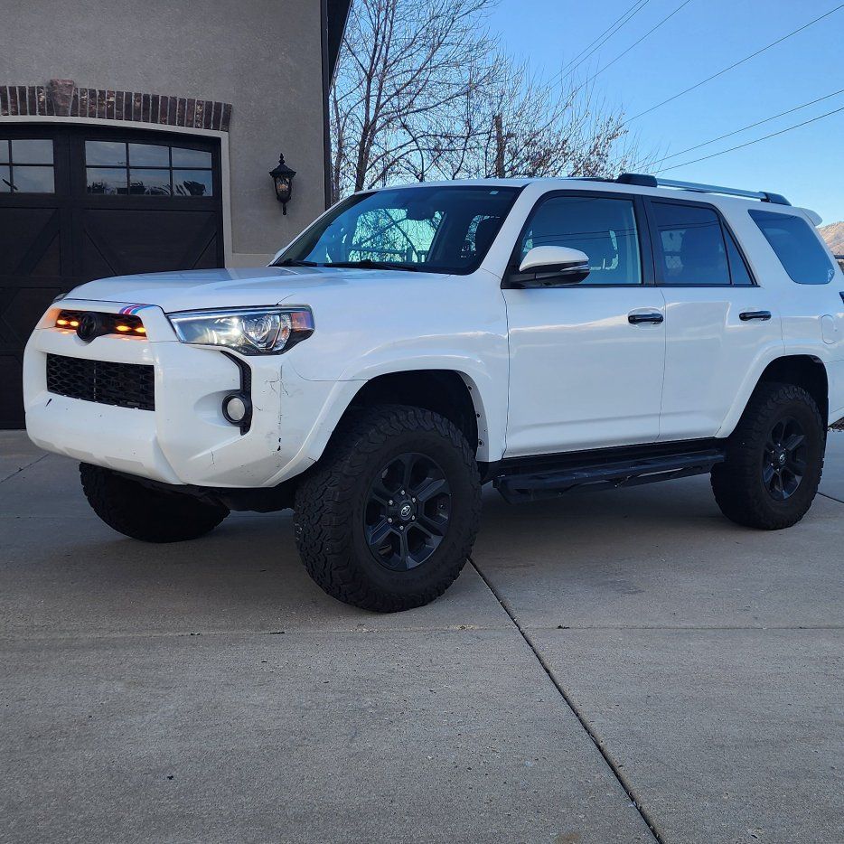 2015 TOYOTA 4RUNNER SR5 Premium