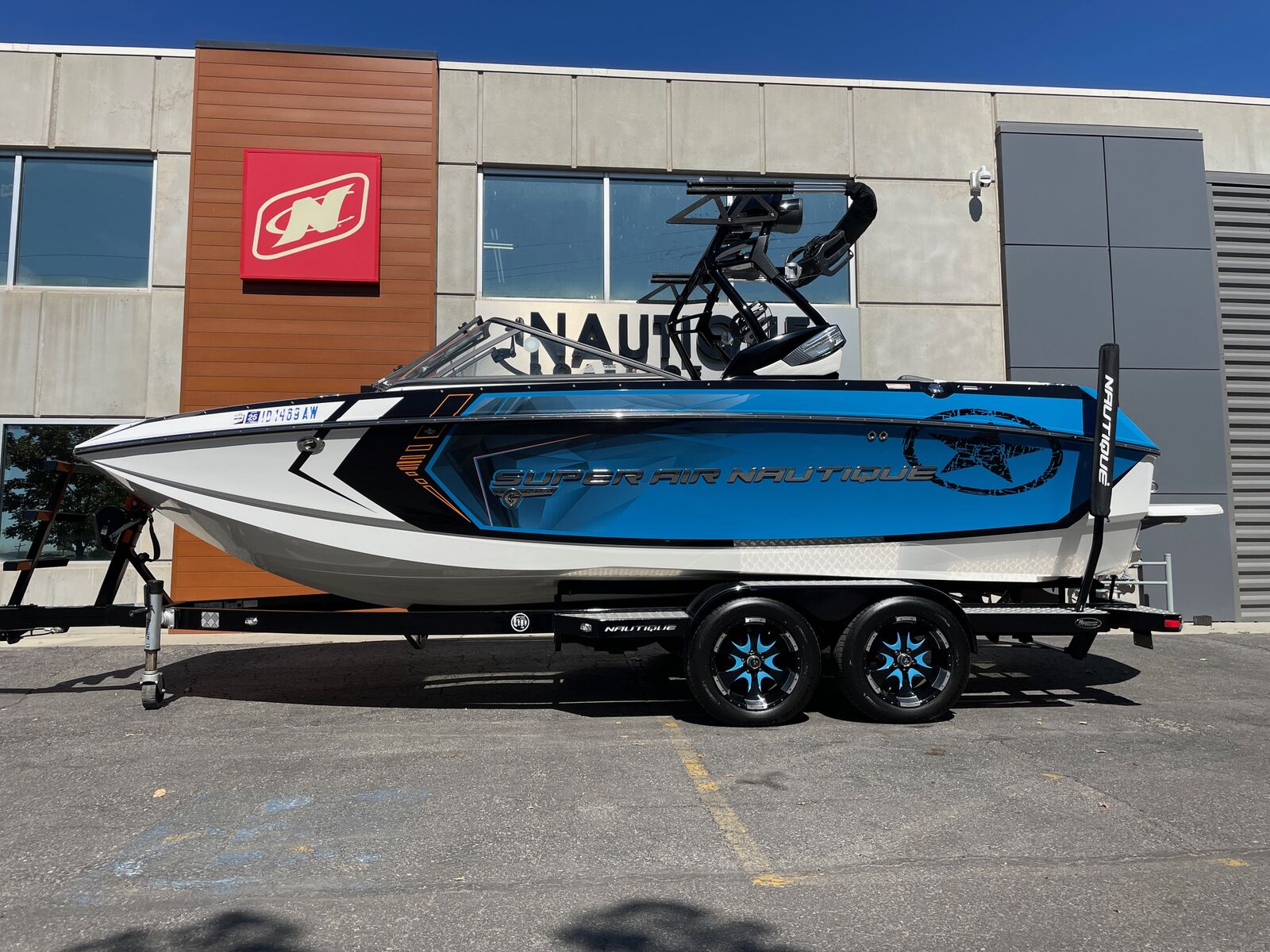 2016 NAUTIQUE G21 W/XR7 550HP SUPERCHARGED POWER PLANT