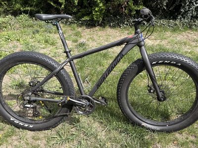 Fat tire mtn bike size medium
