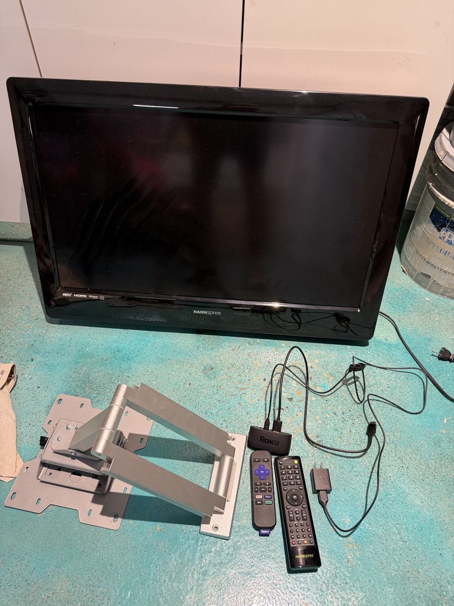 TV Roju And Mount