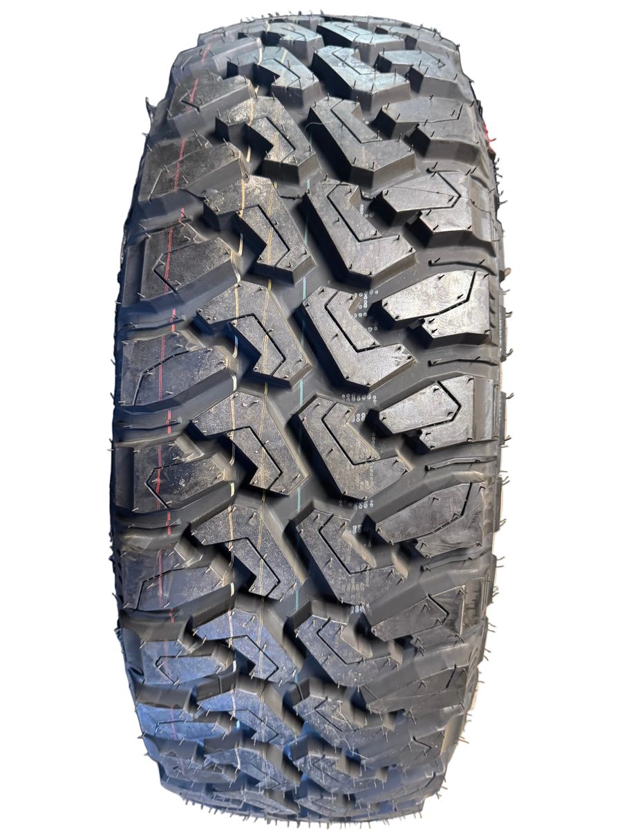 4 NOS CENTENNIAL DIRT COMMANDER M/T BSW LT 275 65 18 123/120Q 10PLY TIRE TCD1827565E