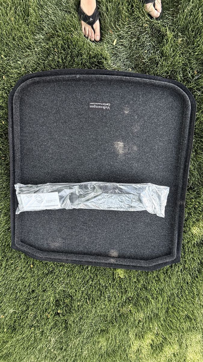 Volkswagen Jetta All-Weather Floor Mats & Cargo Liner Set - Black, Used
