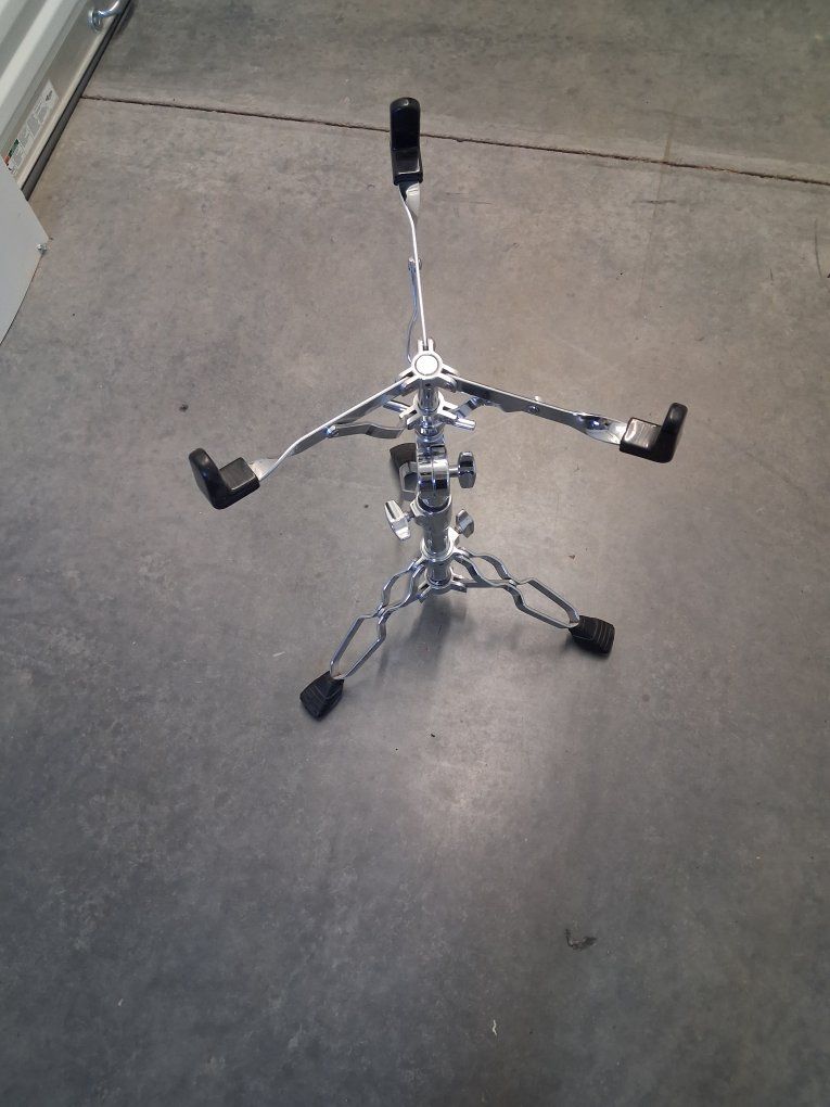 Pearl Snare stand