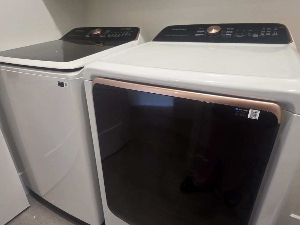 Samsung Top Load Washer & Dryer Set - White w/ MultiSteam, SmartThings, Steam Sanitize, Quick Dry