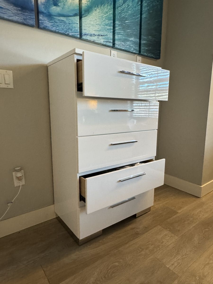 Modern White High-Gloss Dresser and Tall Chest Set with Chrome Hardware. Gorgeous!