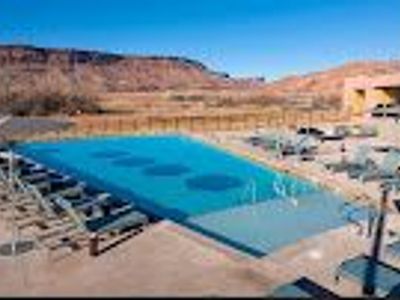 Moab 2 bedLarge resort Condo, March 11-14