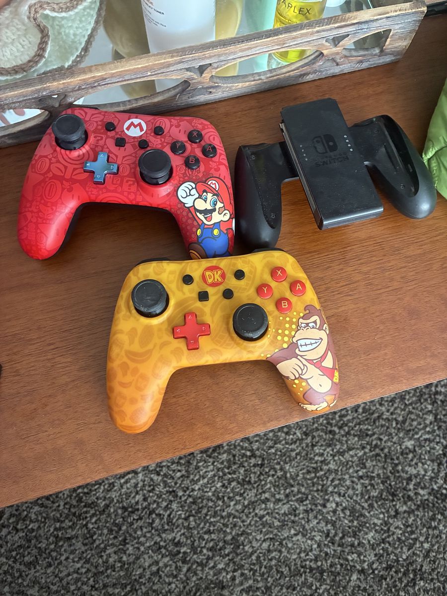 Nintendo Switch Pro Controllers - Mario & Donkey Kong Editions + Joy-Con Grip & 5 Games