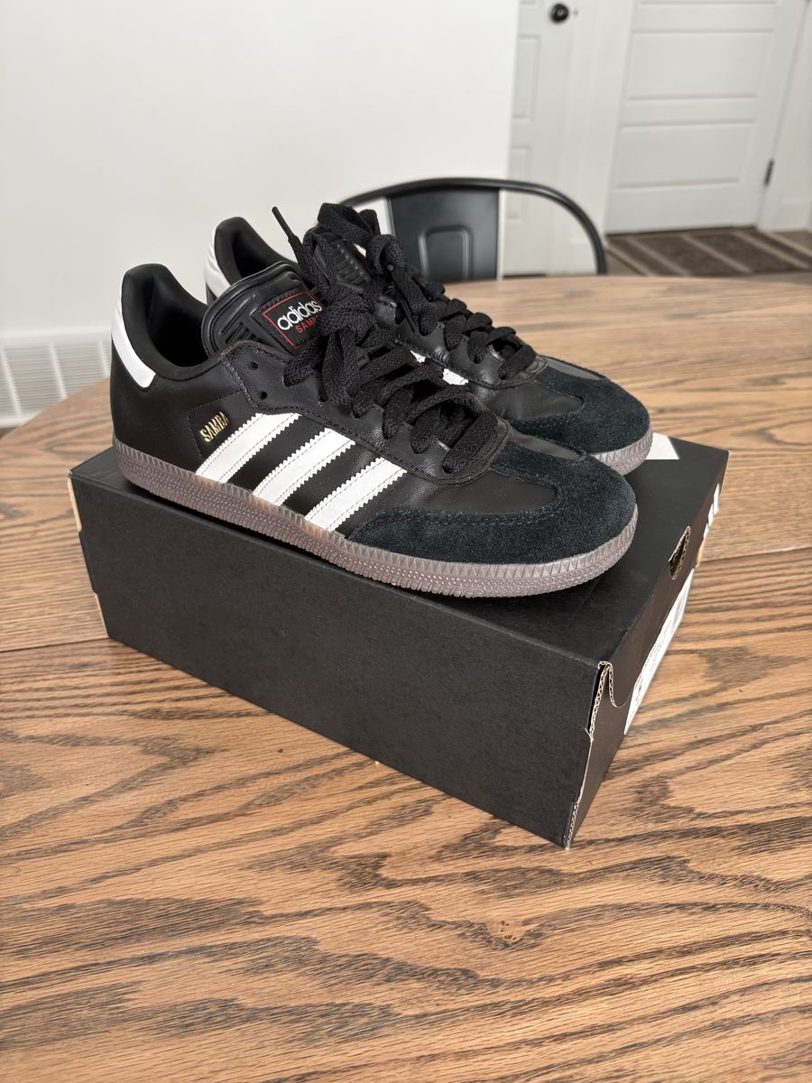 Brand new Adidas Samba J Black White Sneakers Youth Size 5