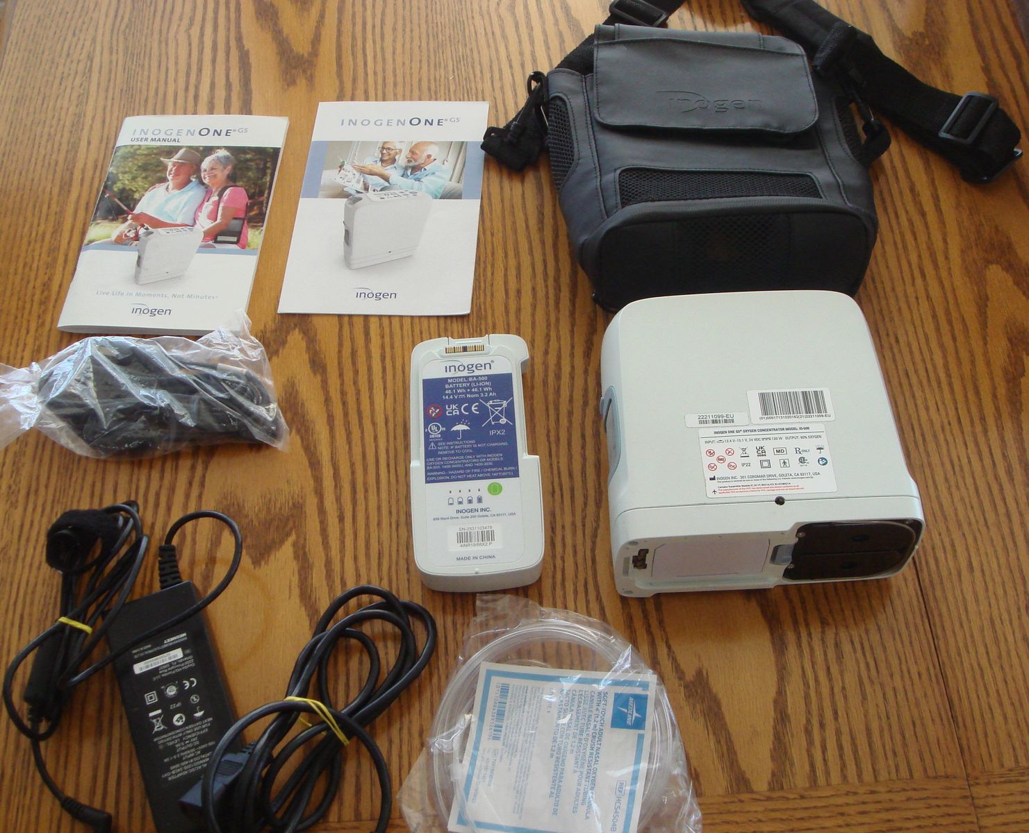 Inogen G5 Portable Oxygen Concentrator with accessories. Used for LESS THAN 650 Hours.