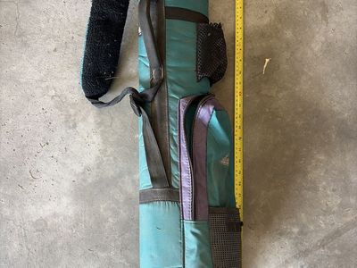 Vintage Day Golf Bag with Pockets and Padded Shoulder Strap