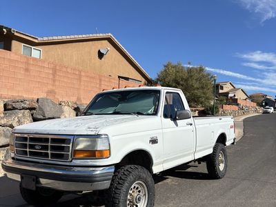 Ford F350 clean title 4WD diesel