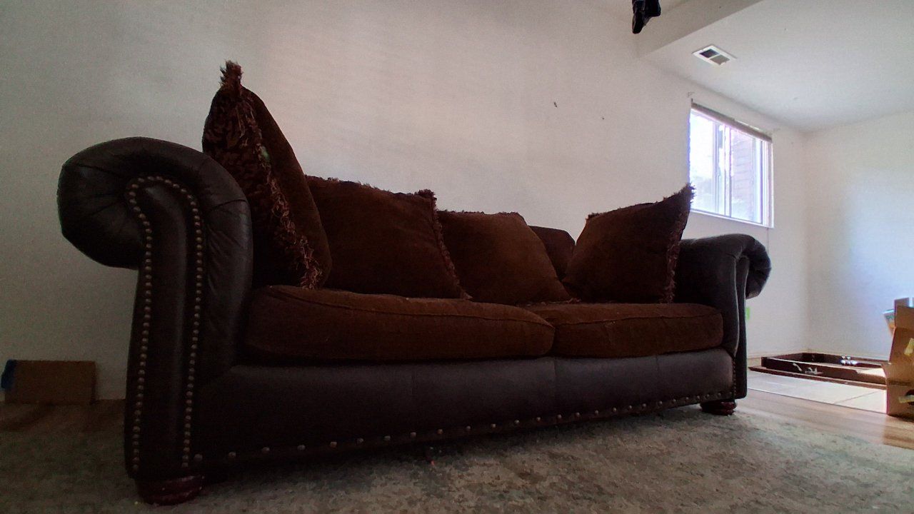 Main image 3